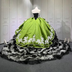 Black Quinceanera Dress Sweet 15 Evening Dress Crystal Sleeveless Ball Gown Beading Vestido De Quinceanera