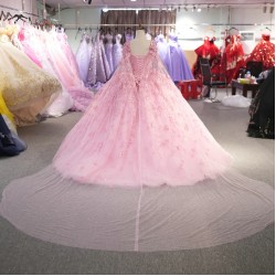Gorgeous Quinceanera Dresses With Cape Pink Color Sexy Appliques Ball Gown Bead Formal 16 Year Party vestidos de quinceanera