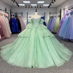 Green Scoop Neck Quinceanera Prom Dresses Beautiful Beaded Customized Princess Long Glitter Sweet 16 Dress Vestidos