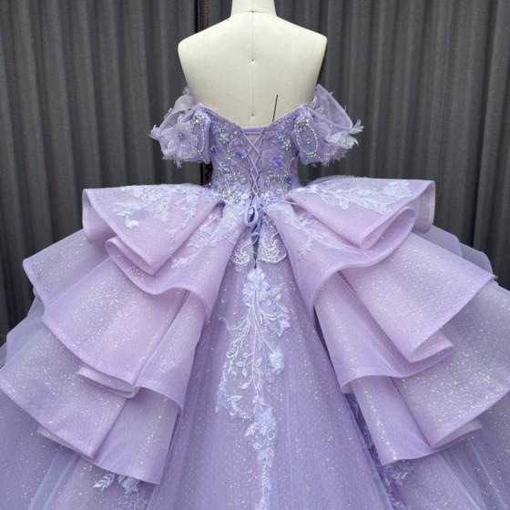 Exquisite Stylish Quinceanera Gown For Girl 2025 Ball Gown Sequins Sweetheart Chapel Train Beading Robe De Mariée