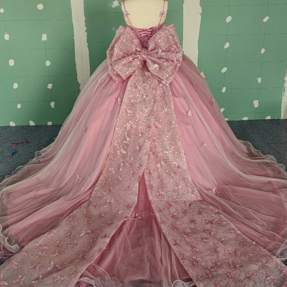 Luxury Quinceanera Dresses Bow New Lace Spaghetti Straps Beaded Party Prom Ball Gown Vintage vestido de 15 quinceanera