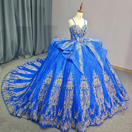 Luxury Spaghetti Straps Shiny Quinceanera Dresses Beads Ball Gown Tulle Sweet 16 Dress Ball Gown Lace Up vestidos de quinceanera