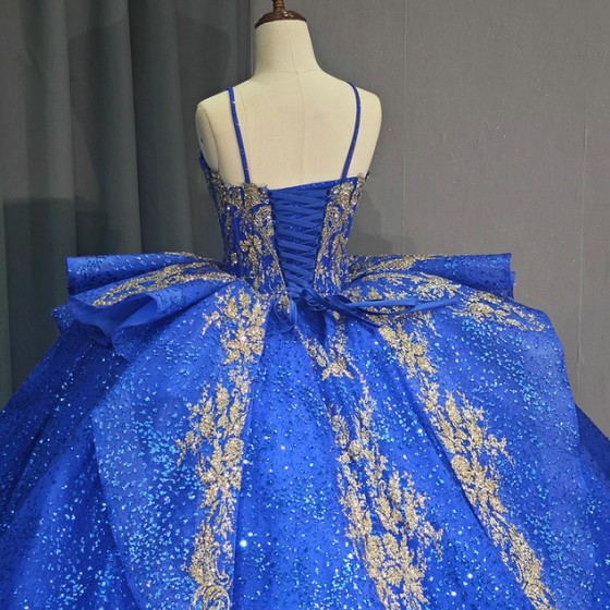 Luxury Spaghetti Straps Shiny Quinceanera Dresses Beads Ball Gown Tulle Sweet 16 Dress Ball Gown Lace Up vestidos de quinceanera
