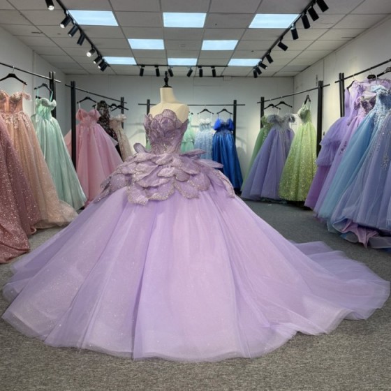 Purple Glitter Ball Gown Princess Quinceanera Dress Ruffle Sequin Appliques Custom Beaded Sweet 16 Dress Vestidos De 15 Años